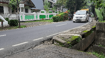 Gambar 2 Turun harga! Rumah lama. Lokasi strategis! Dalam kompleks. Pasar Minggu.