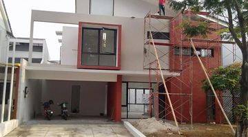 Gambar 5 Rumah di Jalan Danau Ranau Lippo Cikarang Luas 308 Rp 5.5 M (Open) 4 KT 3 KM