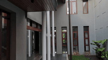 Gambar 1 Rumah lux,modern minimalis setra duta