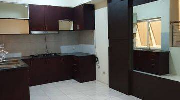 Gambar 1 townhouse grisenda 5x15, 3.5lt, 4 kamar, semifurnish, utara