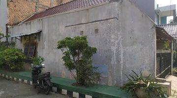 Gambar 3 RUMAH SATU LANTAI HOOK DI PERUMAHAN MAHKOTA SIMPRUG CILEDUG