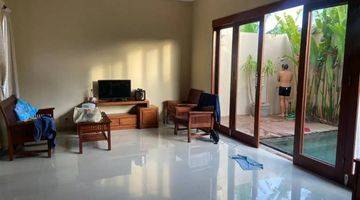 Gambar 5 Villa Minimalis Kerobokan Badung Bali