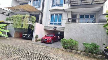 Gambar 1 Dijual Rumah Modern Minimalis 3 lt Dalam Cluster, Salihara Jati Padang Ps.Minggu, Jaksel