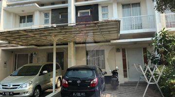 Gambar 1 Rumah siap huni Green Lake City Tangerang, 3+1 BR, 3+1 BA, semi furnished, sudah renovasi murah bisa nego