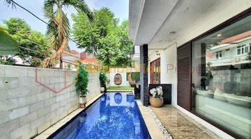 Gambar 1 PONDOK INDAH: RUMAH MEWAH, 2,5 LANTAI, BANGUNAN SANGAT TERAWAT DAN SIAP HUNI, PRIVATE POOL.