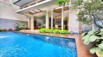 Gambar 5 PONDOK INDAH: RUMAH 3 LANTAI, PRIVATE LIFT, PRIVATE POOL.