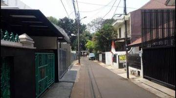 Gambar 4 Rumah terawat di kawasan senopati