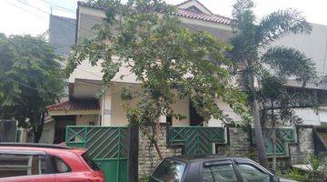 Gambar 1 Jual Rumah  Setiabudi murah bisa nego 4 BR, 2 BA,  unfurnished, bisa masuk mobil, parkir luas