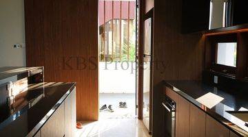 Gambar 4 Rumah Villa Panbil (Muka Kuning) Type Forest House 330/248 m2 - Batam