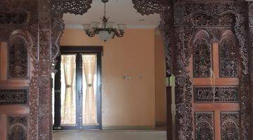 Gambar 5 RUMAH  MEWAH. HOEK. CITRA GRAN. DIJUAL CEPAT 