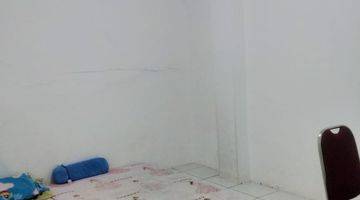 Gambar 5 Rumah siap huni di tengah kota - belakang Gedung Wanita, Jl.Sriwijaya