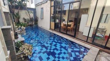 Gambar 1 Rumah Townhouse di Pejaten Barat dekat ke kemang with Private swimming pool