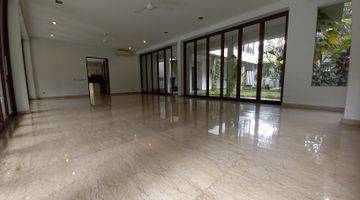 Gambar 1 Kemang - Luxury Tropical House with Spacious Garden