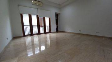 Gambar 1 Kemang - Luxury Tropical House with Spacious Garden