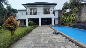 Gambar 1 Kemang - Luxury Tropical House with Spacious Garden