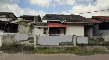 Gambar 1 Rumah tua hitung tanah kopo permai