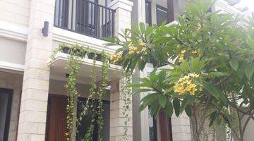 Gambar 5 Rumah Brandnew Tropical Natural Dalam Townhouse Di Pondok Labu