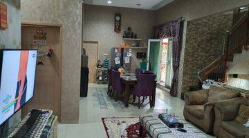 Gambar 5 Dijual rumah tinggal plus tempat usaha ( Workshop) yang sangat strategis di pinggir jalan Pahlawan