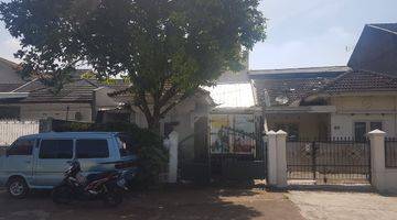 Gambar 2 Rumah Siap pakai di mainroad Taman Rahayu bandung