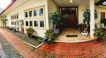 Gambar 5 Fully Furnished House at Kemang