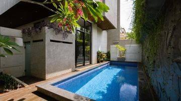 Gambar 5 Rumah Siap Huni Tersedia Private pool and roof top 