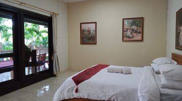 Gambar 1 Family room for 4 persons at Crystal Ocean View Tulamben