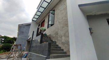 Gambar 4 Dijual cepat rumah mewah di cluster costarica Modernland