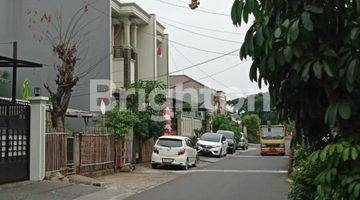 Gambar 2 RUMAH MEWAH DI DUREN SAWIT JAKARTA TIMUR