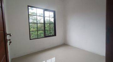 Gambar 2 Rumah di jual harga 500jtan 2 lantai Cibiru Bandung