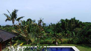 Gambar 1 Sea view for this villa in absolutely perfect condition