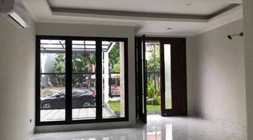 Gambar 4 Elegant Modern House in prime location Pondok Indah area