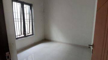 Gambar 2 Jual Rumah Asri di pusat kota Cikampek. Terletak di jln sayap Sudirman. 10 menit dari exit tol dawuan