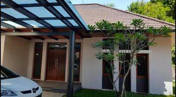 Gambar 4 BEST LOCATION ! Jual Rumah Lux di Mainroad Cipaganti, Cihampelas