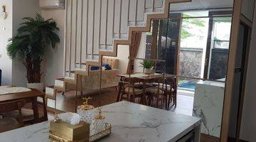 Gambar 1 Rumah Baru di Cibubur, Mewah, LUX, Full Furnish, ada Kolam Renang, 0 Km LRT City, Harga Nego