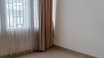 Gambar 4  Rumah Semi Furnished Bagus di Lippo Cikarang, Cikarang