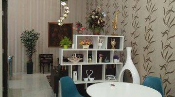 Gambar 2 Rumah Mewah Full Furnished Siap Huni  di Kranggan Cibubur