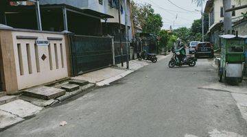 Gambar 5 Rumah 2 lantai di kramat pulo Tanah tinggi Johar baru Jakarta pusat