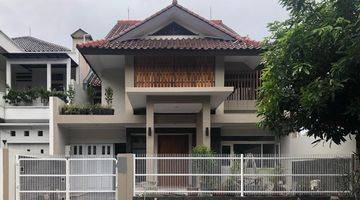 Gambar 1 Rumah Mewah Taman Kebon Jeruk Intercon