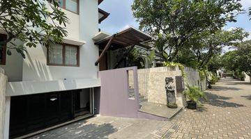 Gambar 2 Dijual Rumah 2 lt +1Basement Lokasi Kemang, Jakarta Selatan