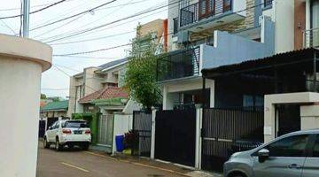 Gambar 1 Dijual Rumah Lux 4 Lantai Jakarta Barat