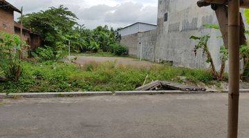 Gambar 3 Tanah pekarangan bagus di Banguntapan, lokasi dekat Ring Road Timur dan Dealer Toyota Nasmoco, cocok untuk perumahan kecil atau hunian pribadi.