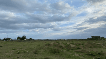 Gambar 2 beach front land di pantai siyut gianyar dekat basecamp bali united