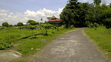 Gambar 2 tanah beach front lokasi sangat tenang di pantai ketewel