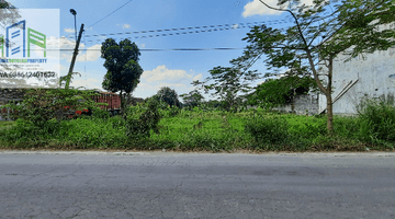 Gambar 4 Tanah depan pabrik cocok untuk gudang atau pabrik ruang usaha di polanharjo klaten