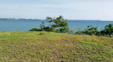 Gambar 1 BEACH FRONT SAUNG LOMBOK