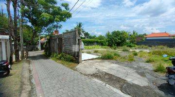 Gambar 1 Land For Sale At Pererenan Close To The Beach