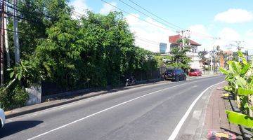 Gambar 1 Tanah Di jln Utama Kunti Seminyak Kuta Badung Bali