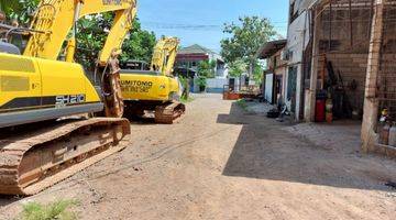 Gambar 2 Tanah Datar Plus Gunung Batu Bolong Merak