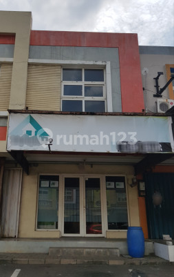 Sewa Ruko 2 lantai di kawasan Perumahana Kota Wisata