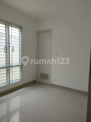 Beautiful 2-story house